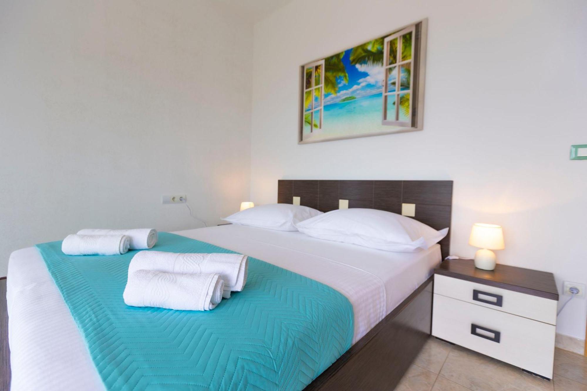 Apartmani Dana Makarska Exterior photo